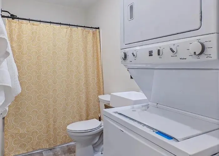 Downtown Retreat Near Asu & Mill Avenue Apartment *