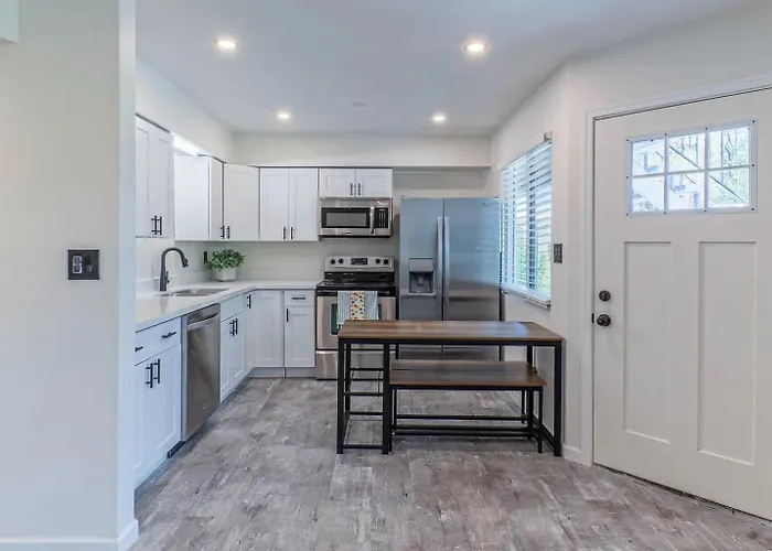 Apartment Downtown Retreat Near Asu & Mill Avenue *